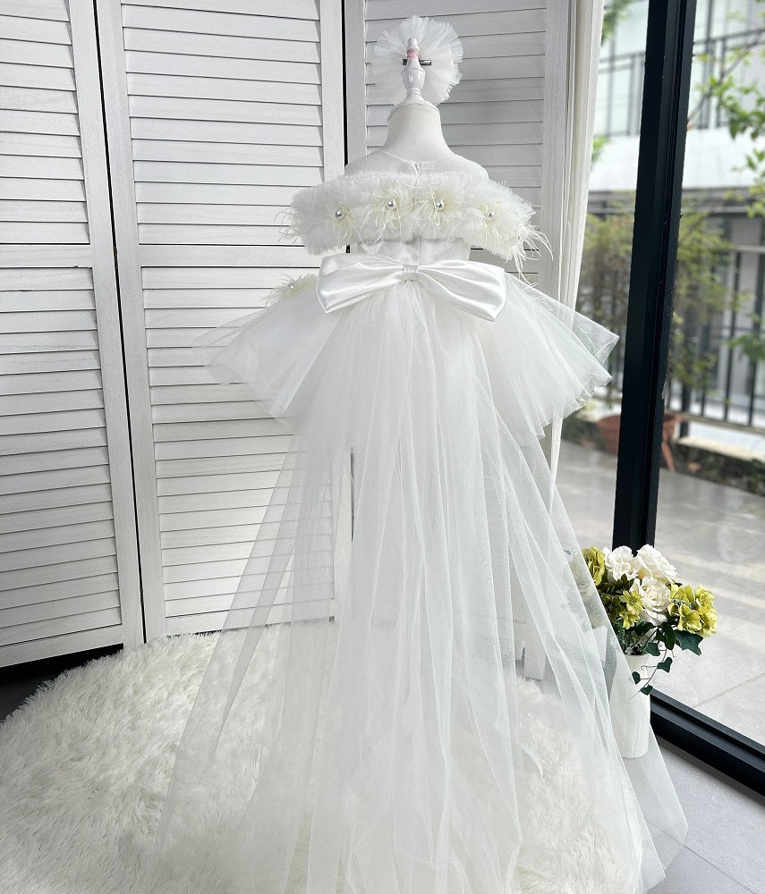 KLFFLGID Romantic Off-Shoulder Train Dress Ivory | Wedding Ceremony (0-12Y)