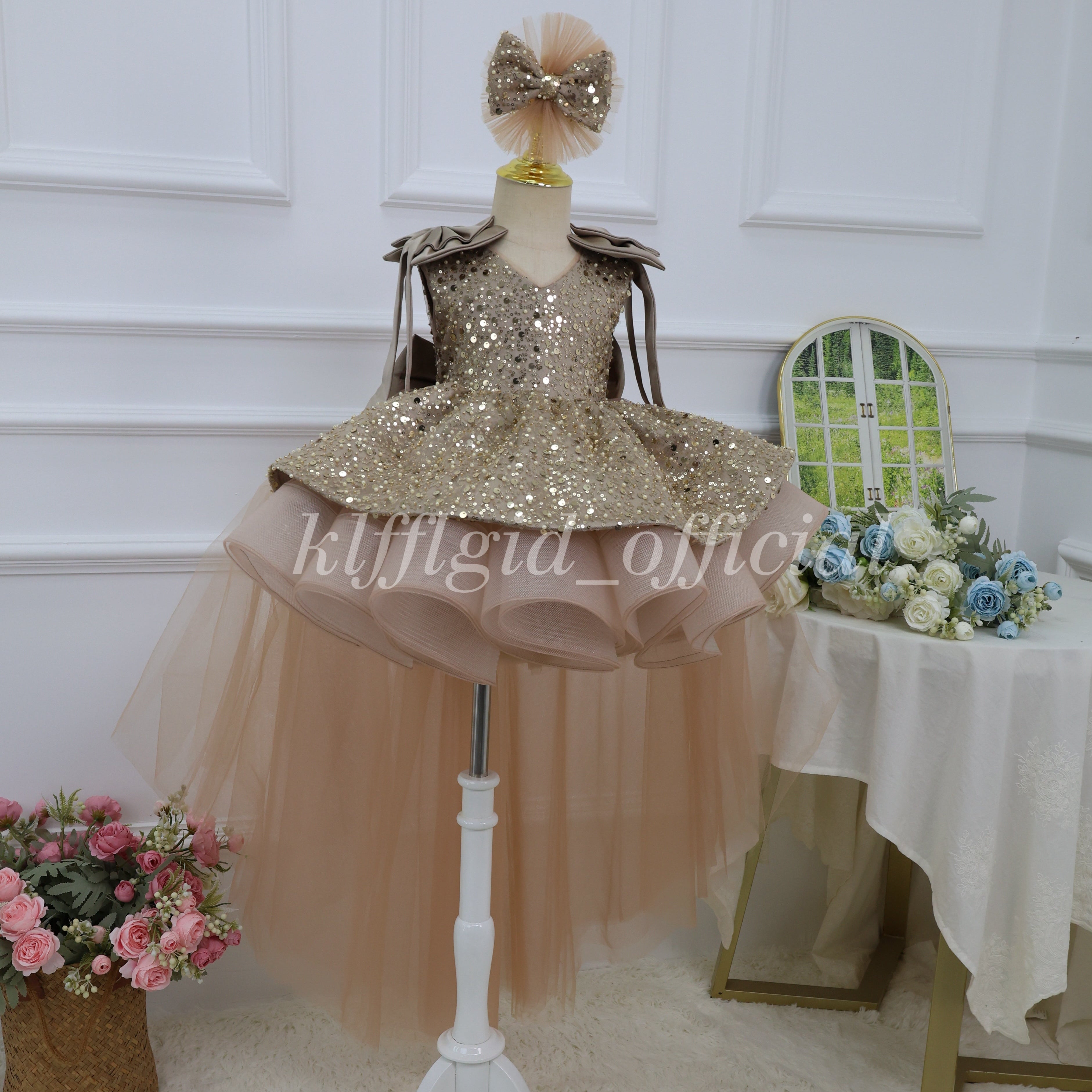 KLFFLGID Cute Bow Baby Birthday Dress Fashion sequined girls princess dress wedding flower girl dress host stage catwalk evening dress