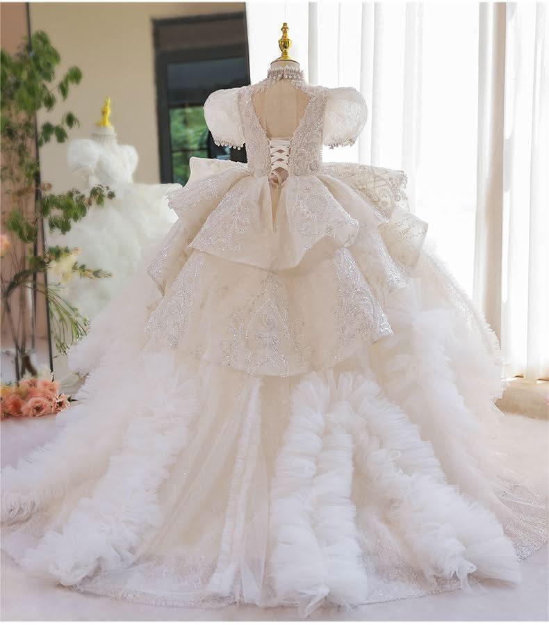 Luxurious Fairy Tale Dress Exquisite Lace Gown