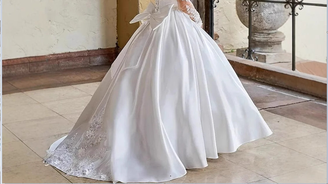 Big bow white dress suitable for wedding occasions flower girl elegant trailing girl evening dress