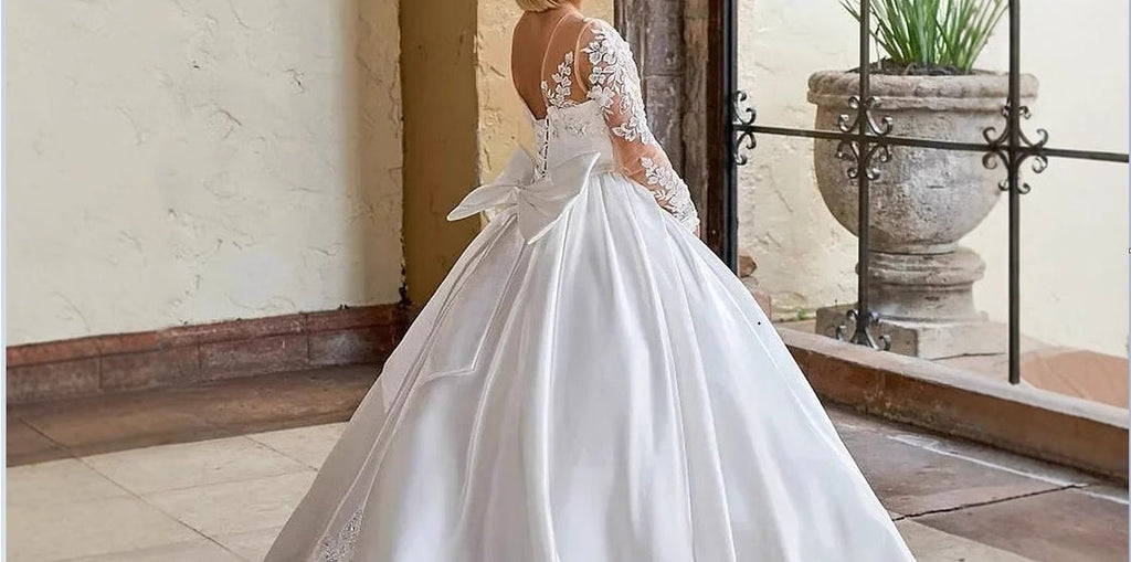 Big bow white dress suitable for wedding occasions flower girl elegant trailing girl evening dress