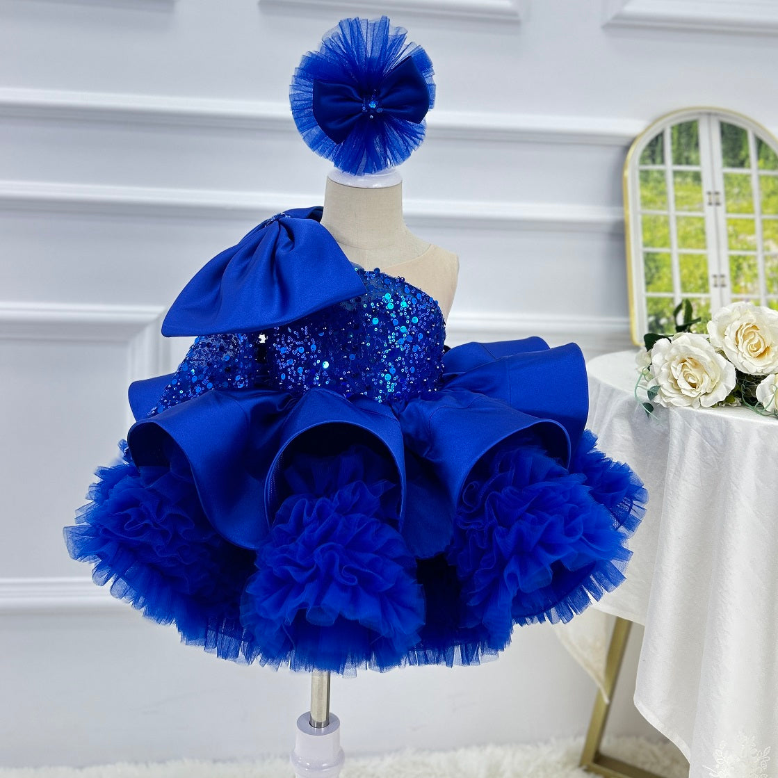 One-Shoulder Mesh Fluffy Stage Performance Dress for Girls | KLFFIGID