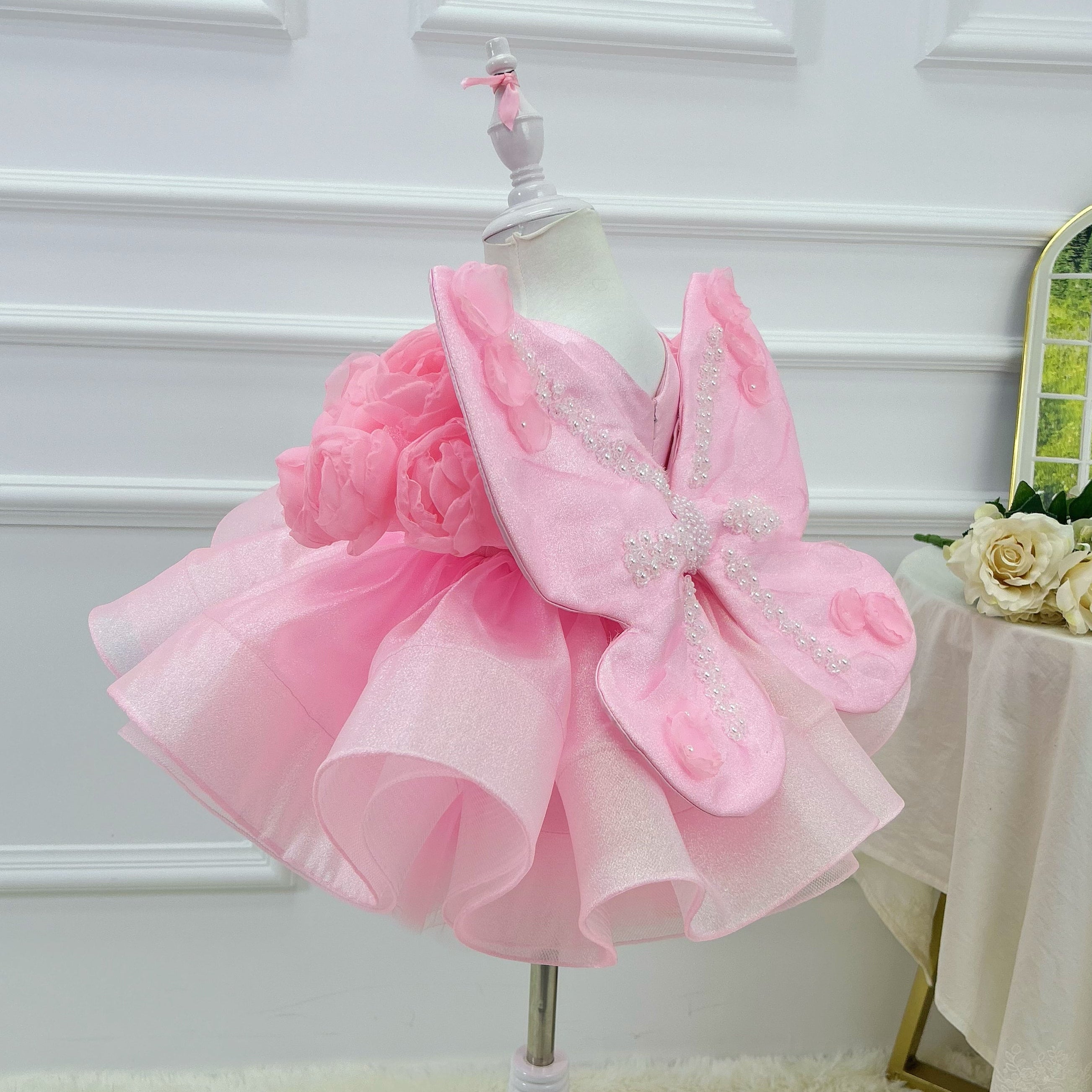 Fashion Baby's Birthday Dress Girls' pageant dress with large, ornate bow wings  | KLFFIGID