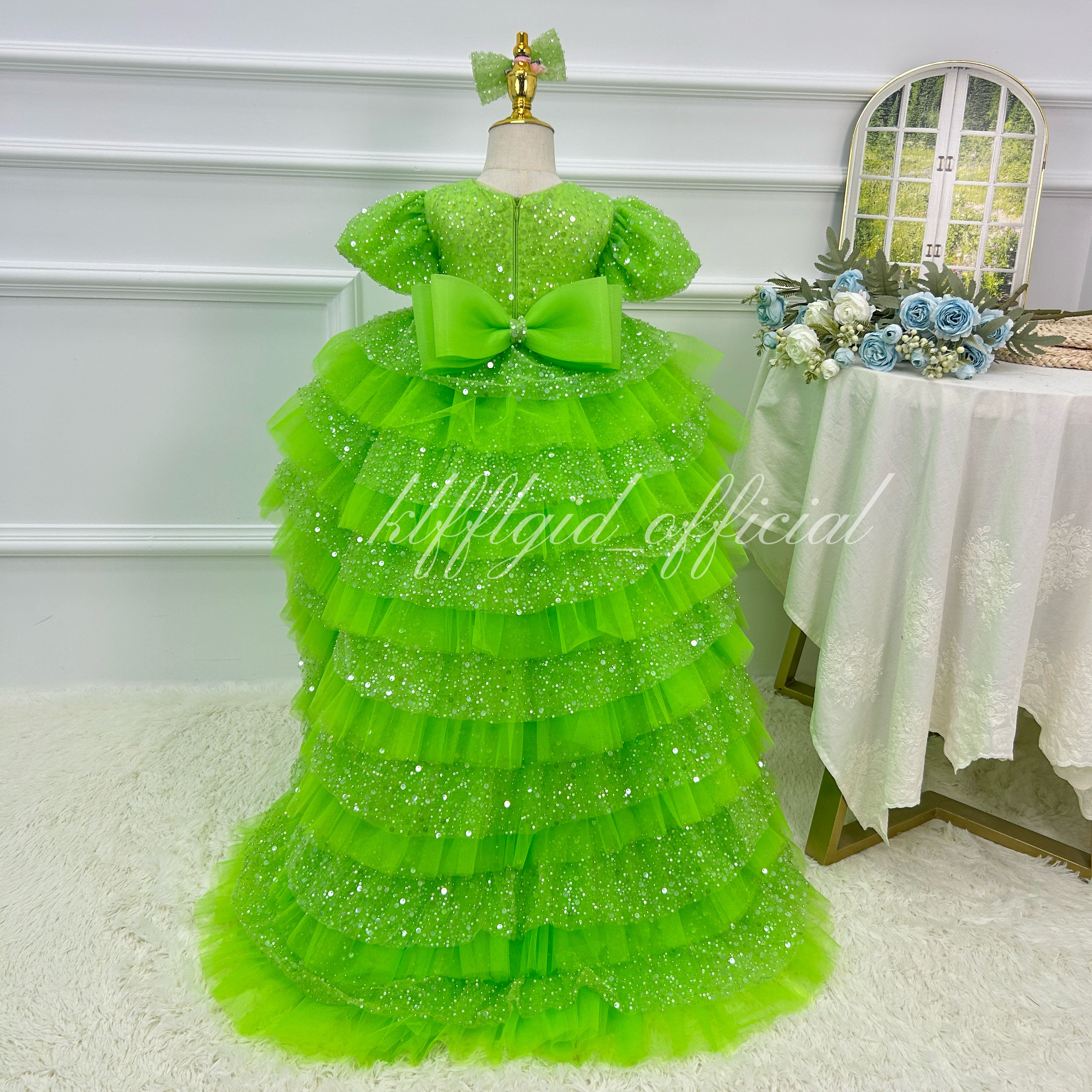 girl formal dress Sparkly short-sleeve princess gown for kids｜KLFFIGID