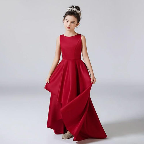 Classic Red Gown Asymmetrical Hemline for a Playful Charm The Perfect Blend of Sweetness and Elegance