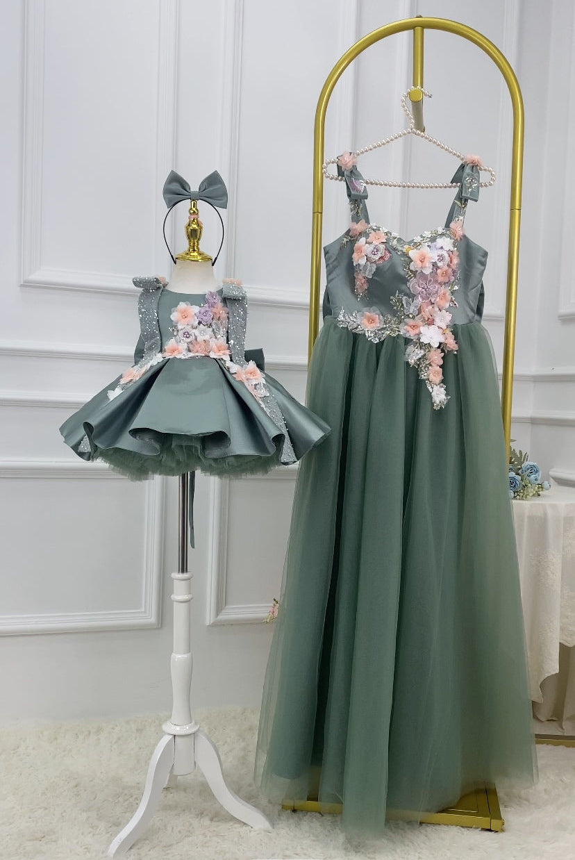 Toddlers First birthday dress Floral flower girl dress Matching mother-daughter outfits | KLFFIGID