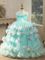 Children's maxi dresses, floral dresses, wedding flower girl dresses, birthday party dresses for babies, and princess dresses for girls at prom photoshoots.