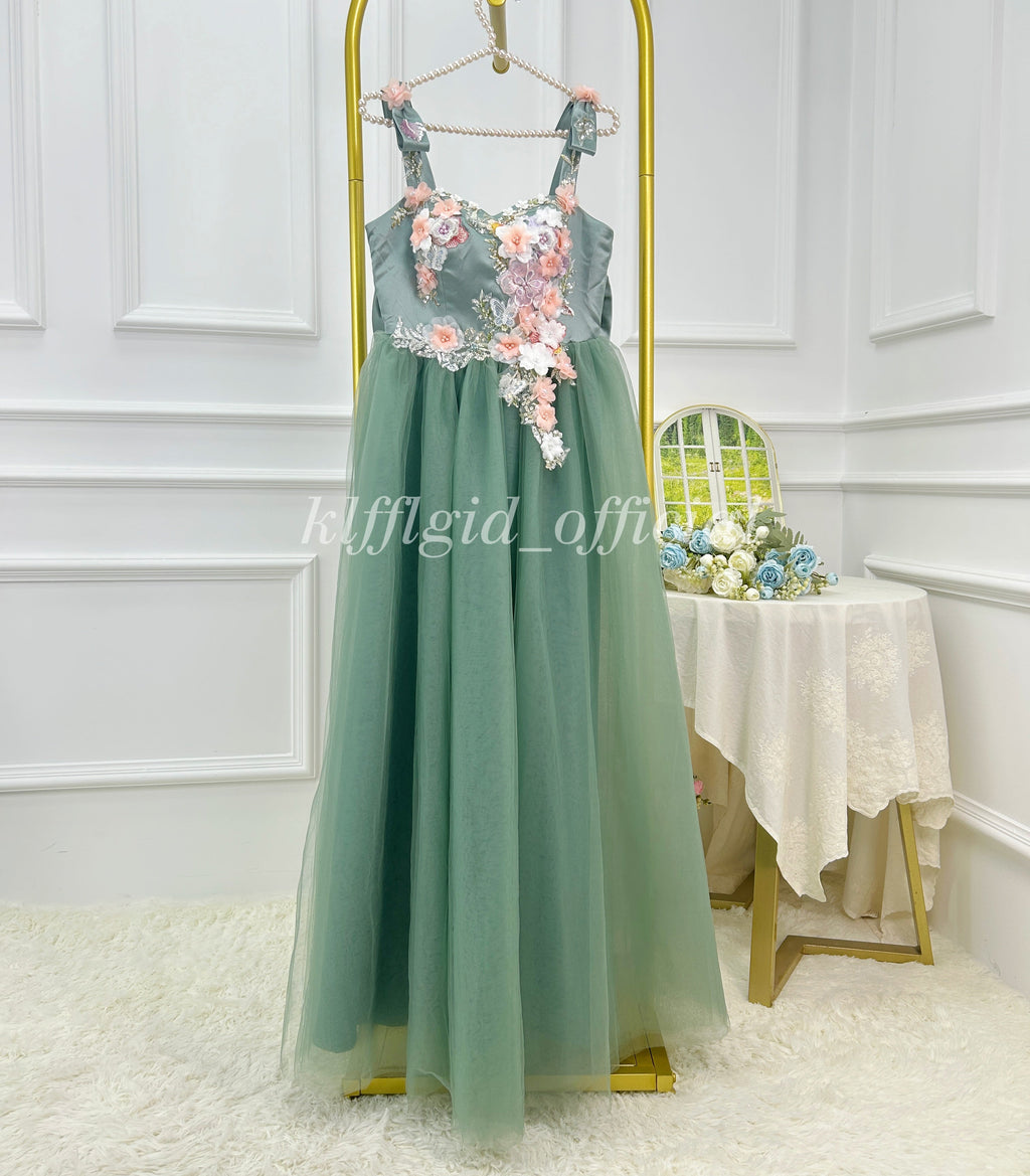 Toddlers First birthday dress Floral flower girl dress Matching mother-daughter outfits | KLFFIGID