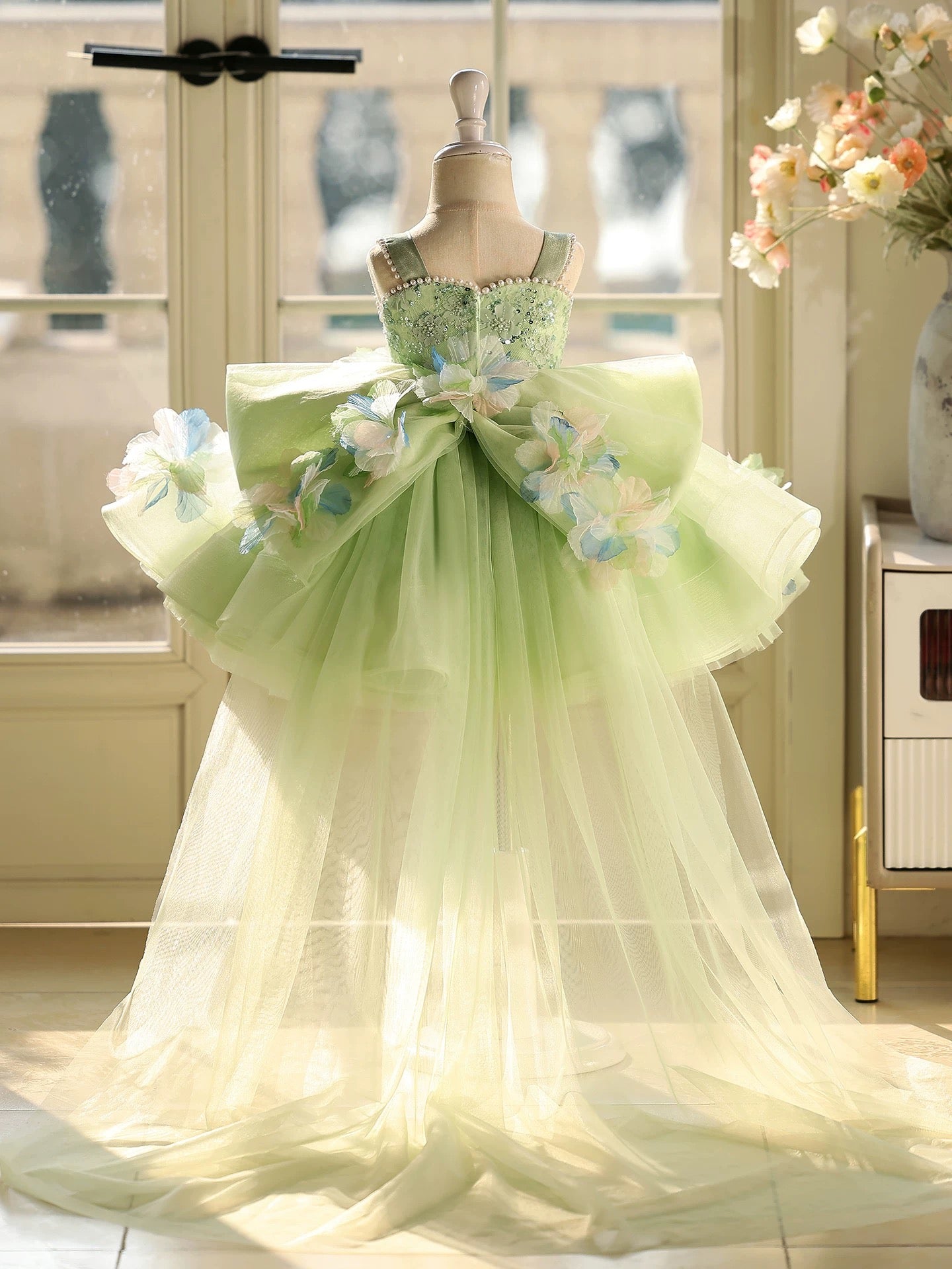 Fluffy 3D Floral Sequin Embroidered Princess Dress | KLFFIGID