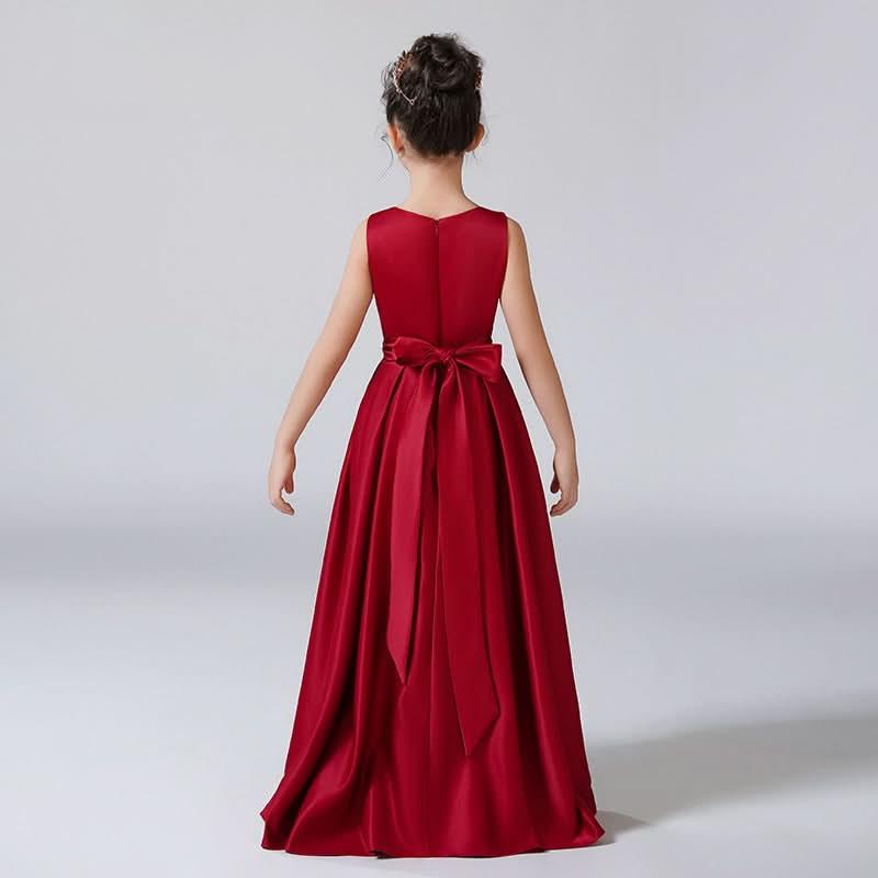 Classic Red Gown Asymmetrical Hemline for a Playful Charm The Perfect Blend of Sweetness and Elegance
