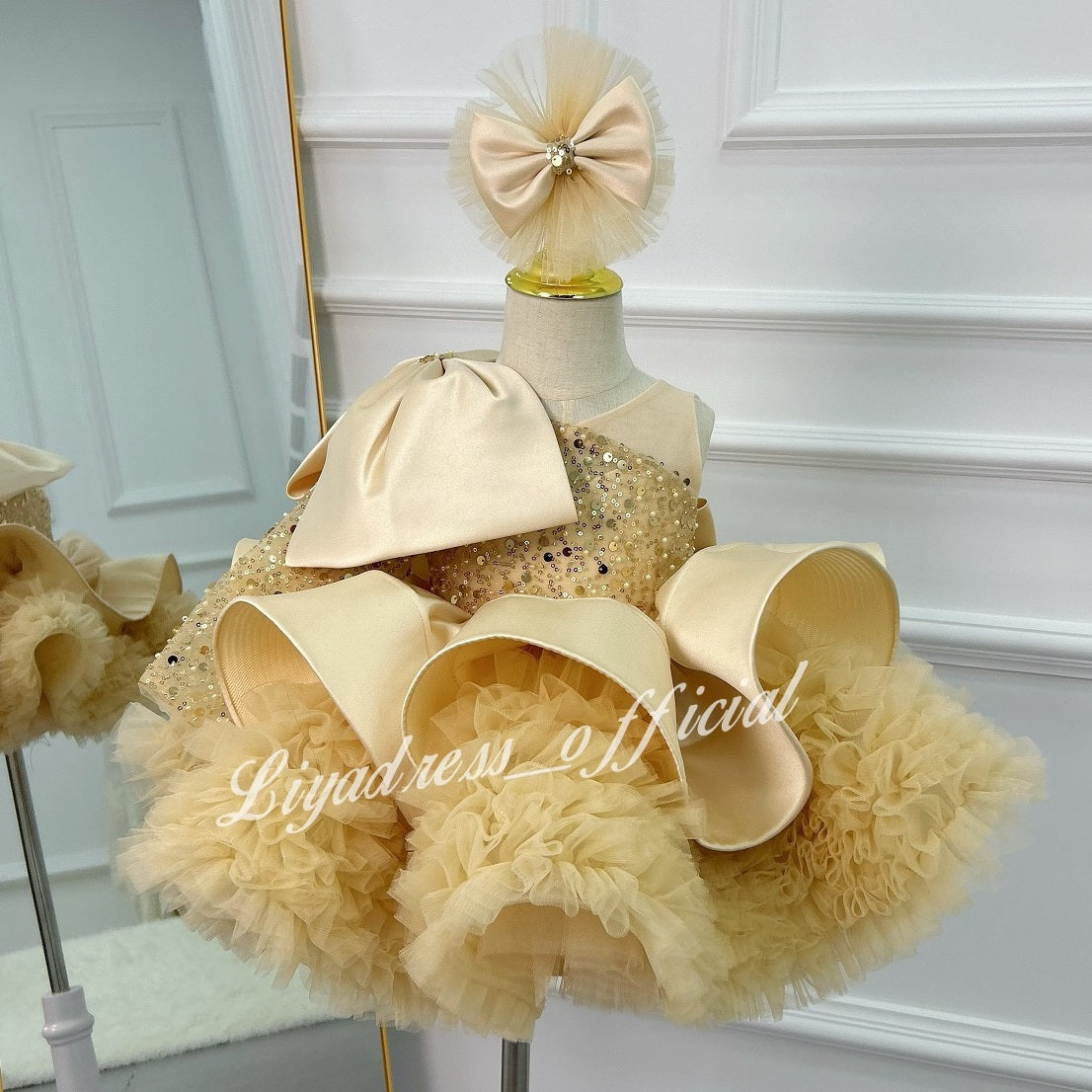 One-Shoulder Mesh Fluffy Stage Performance Dress for Girls | KLFFIGID