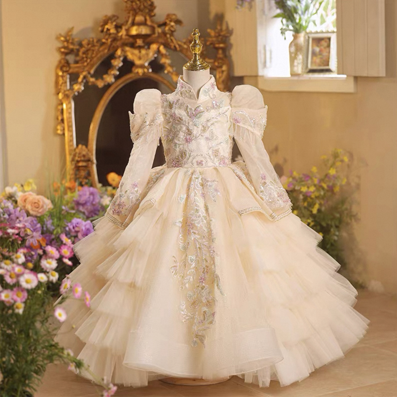 Girls' floral long-sleeved princess dress with elegant elegant host wedding flower girl dress