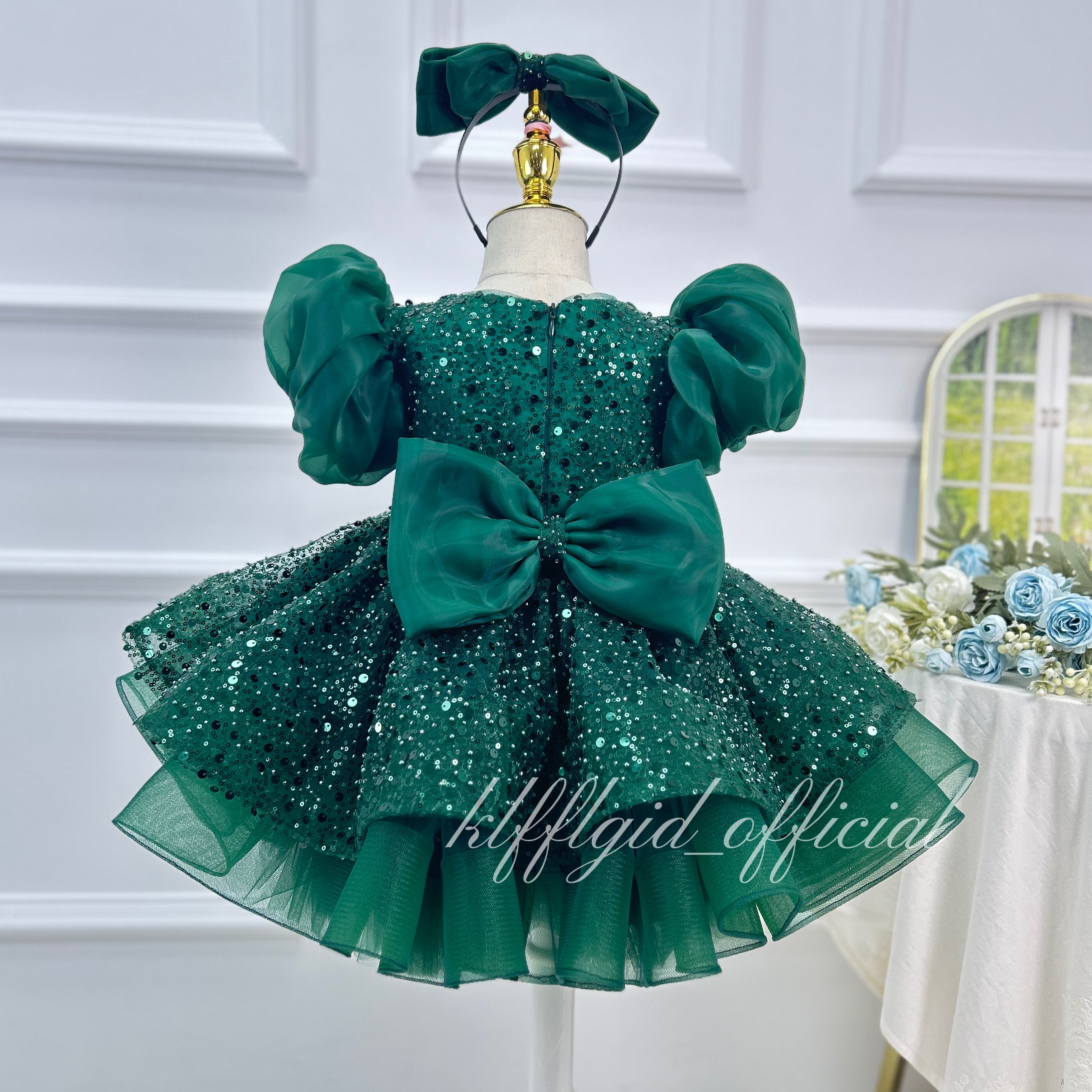 Baby's Birthday Dress Green Christmas dress for girls | KLFFIGID