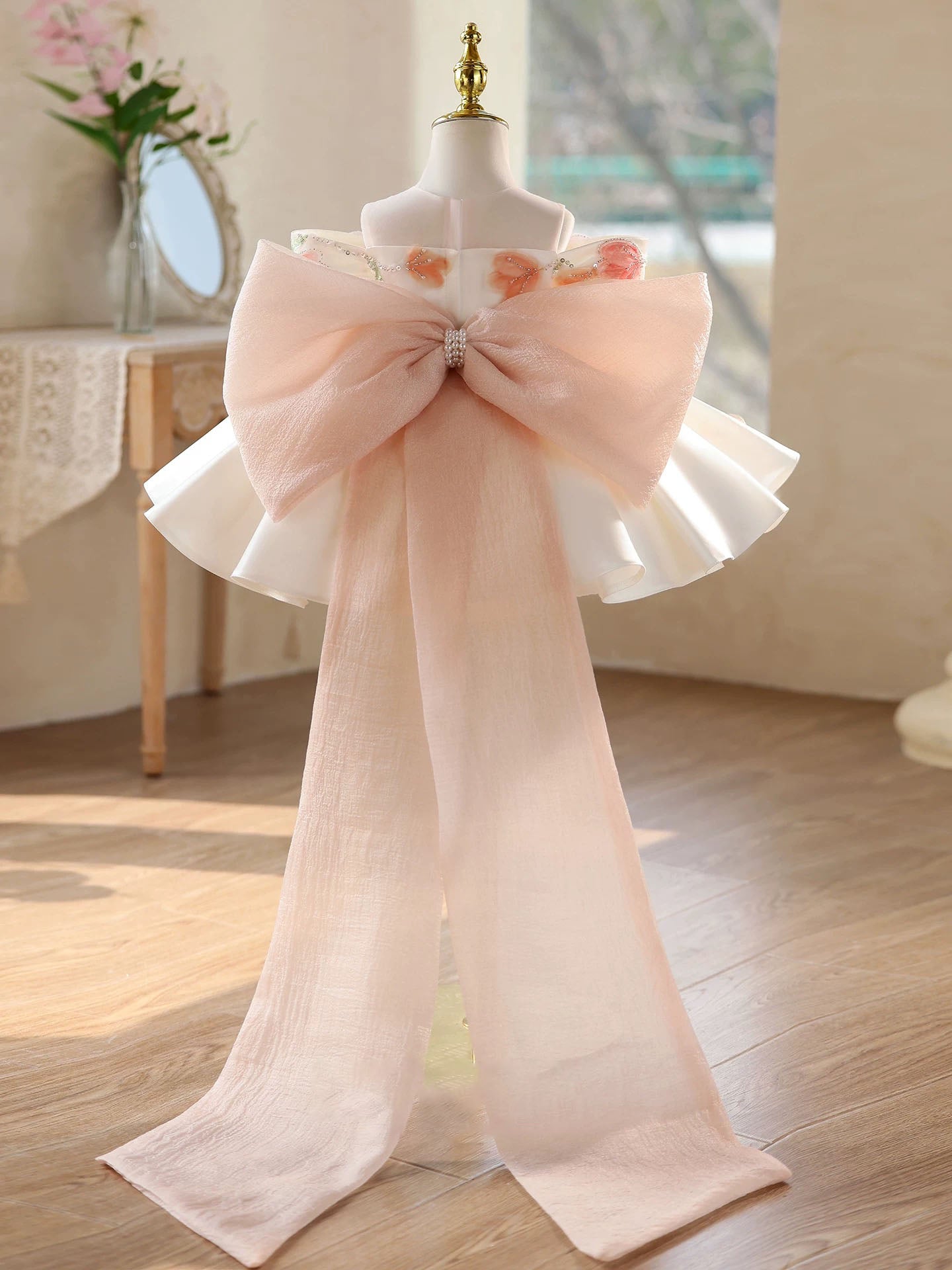 Girls White Evening Dress & Princess Gown | KLFFIGID