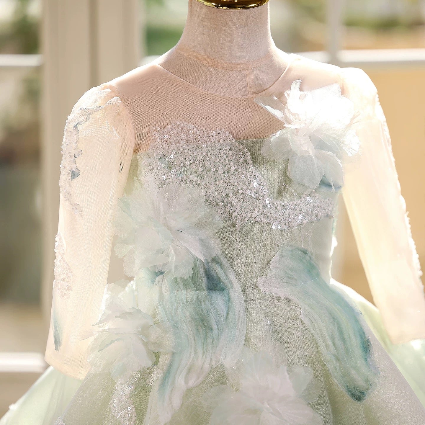 New long-sleeved dress, floral wedding dress for girls, party dress for girls, ballet dress for banquets and evening gowns