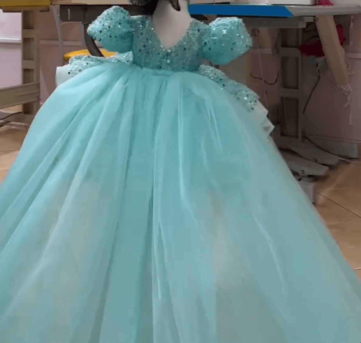 Sequined Puff Sleeve First Birthday Girl Princess Dress with Bow | KLFFIGID