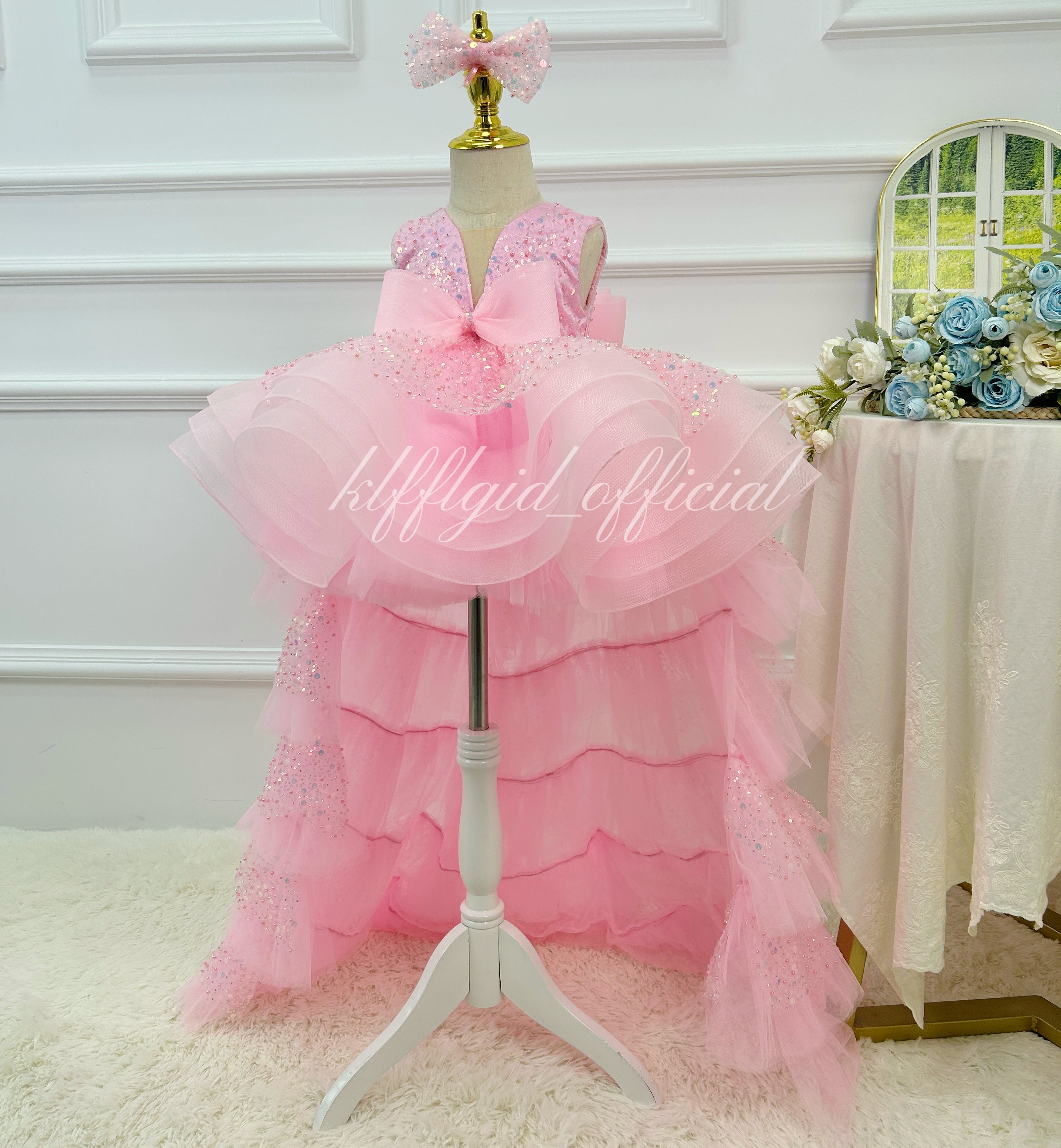 Gradient Pink Pearl Strap Dress - Luxury Princess Ball Dress | KLFFLGID