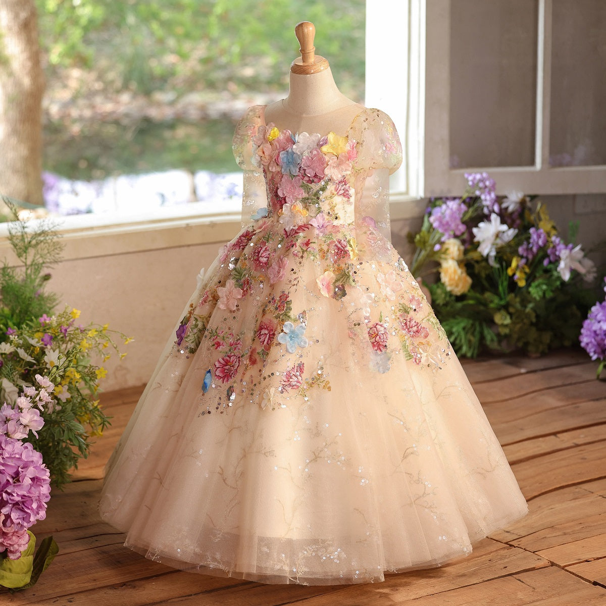 Floral dresses, wedding dresses, birthday party dresses, baby dresses, princess dresses for girlsess