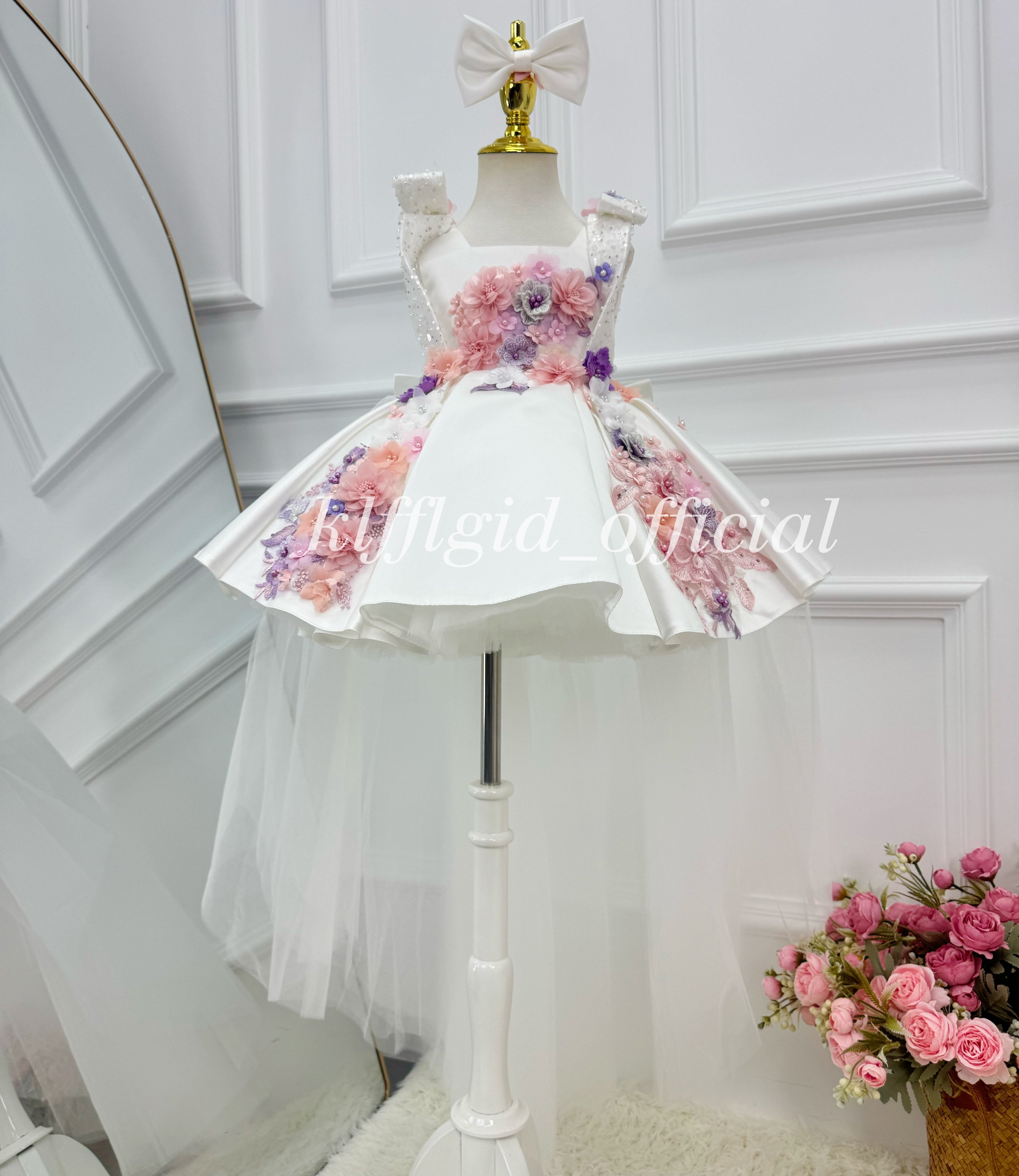 Girls Birthday Dress Gorgeous floral flower girl dress | KLFFIGID