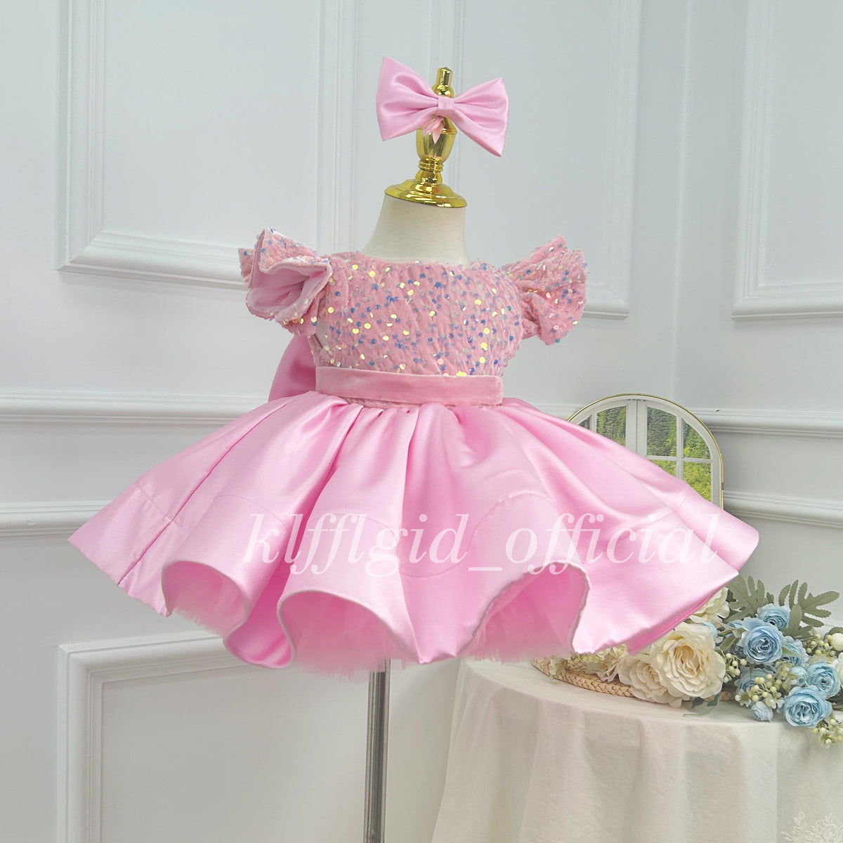 Girls Pink Birthday Party Dress with Puff Sleeves and Satin Skirt｜KLFFLGID