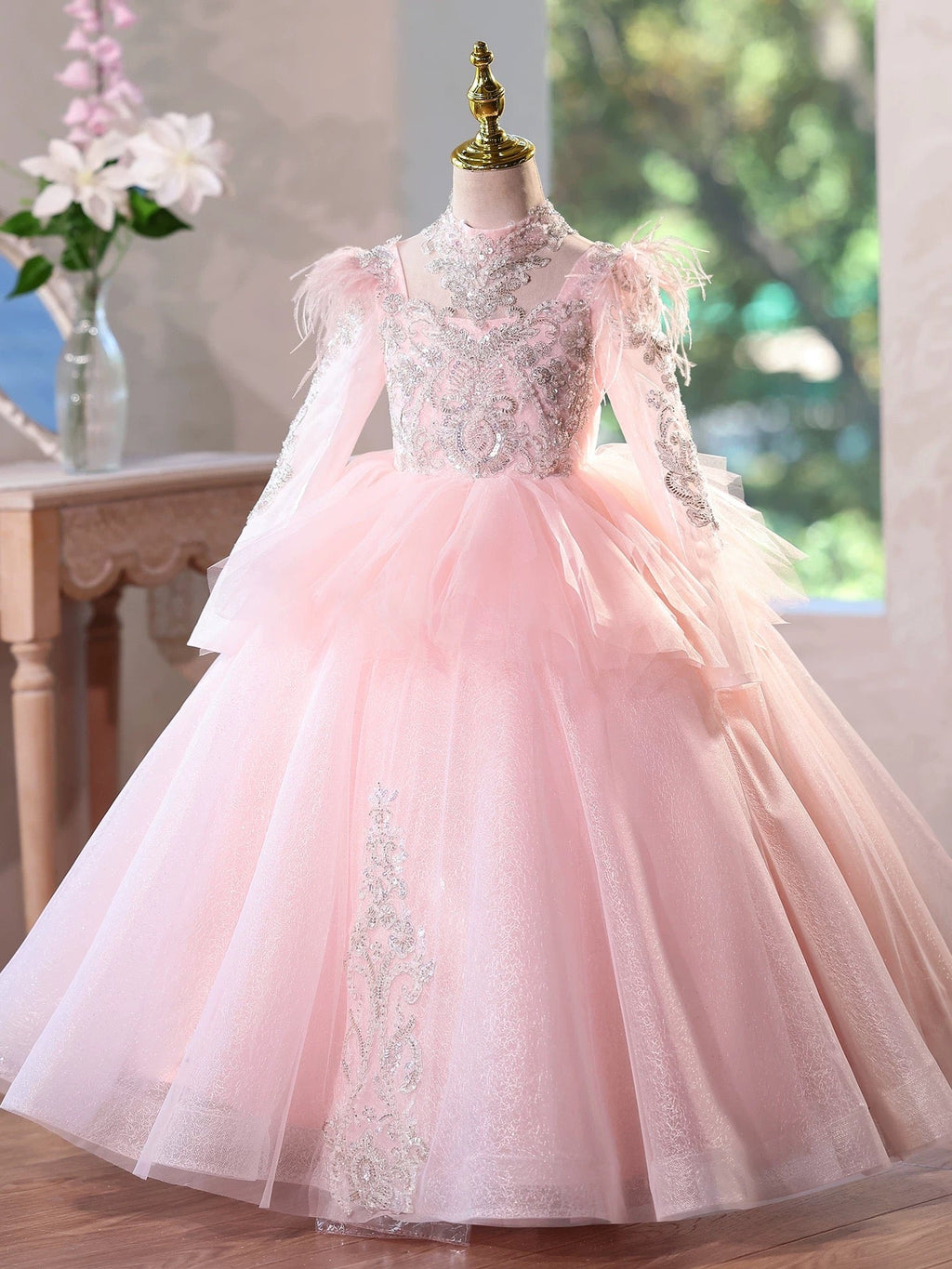 Embroidered long-sleeved girl's princess dress, ball gown/party evening dress, cute pink mesh dress for girls.