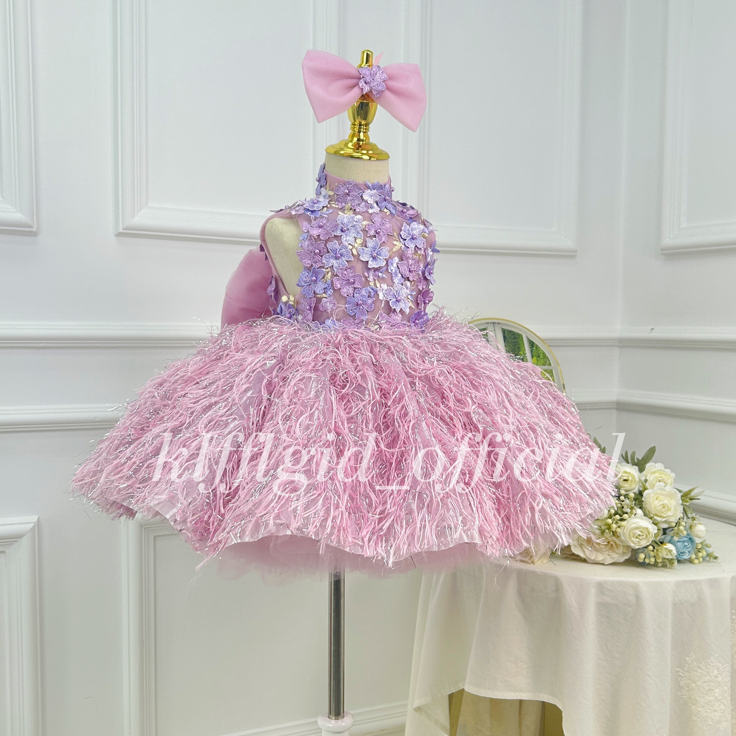 Fashion Girls' Halter-Neck Pageant Dress Baby's First Birthday Dress | KLFFIGID