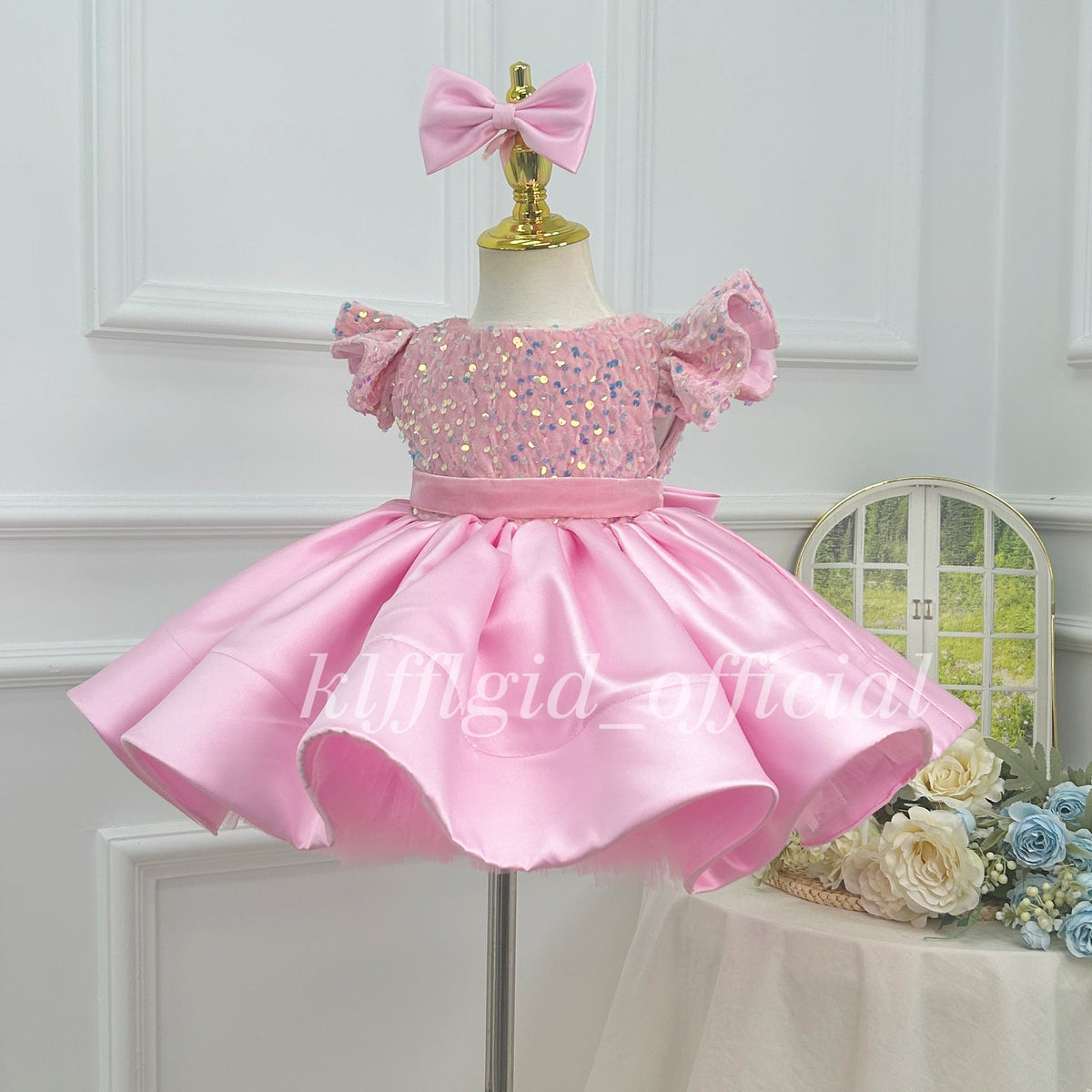 Girls Pink Birthday Party Dress with Puff Sleeves and Satin Skirt｜KLFFLGID