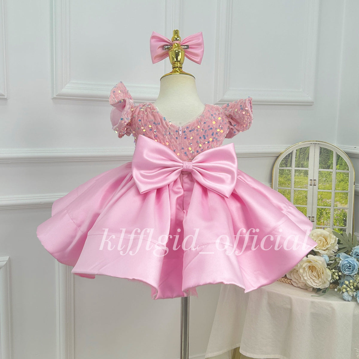 Girls Pink Birthday Party Dress with Puff Sleeves and Satin Skirt｜KLFFLGID