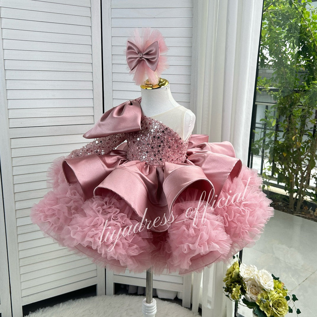 One-Shoulder Mesh Fluffy Stage Performance Dress for Girls | KLFFIGID