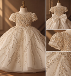 Custom style Customized colors We can customize the style and color